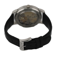 A. Lange & Söhne Lange 1 Zeitzone 950er Platin 116.025 Herrenuhr B&P