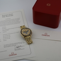 Omega Speedmaster Moonwatch "APOLLO XI 1969" 18k / 750 Gelbgold No.069 B&P