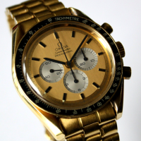 Omega Speedmaster Moonwatch "APOLLO XI 1969" 18k / 750 Gelbgold No.069 B&P