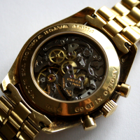 Omega Speedmaster Moonwatch "APOLLO XI 1969" 18k / 750 Gelbgold No.069 B&P