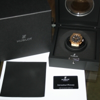 Hublot Big Bang Evolution 18k / 750 Roségold 44mm Chronograph 301.PX.1180.RX B&P