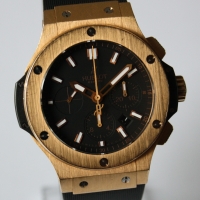 Hublot Big Bang Evolution 18k / 750 Roségold 44mm Chronograph 301.PX.1180.RX B&P