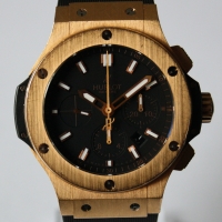 Hublot Big Bang Evolution 18k / 750 Roségold 44mm Chronograph 301.PX.1180.RX B&P