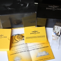 Breitling Bentley Flying B Jumping Hour Pilotarmband A28362 FULLSET