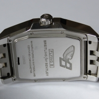 Breitling Bentley Flying B Jumping Hour Pilotarmband A28362 FULLSET