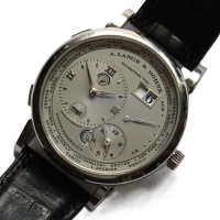 A. Lange & Söhne Lange 1 Time Zone 950 Platinium 116.025 B&P