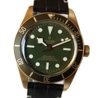 TUDOR Black Bay 58 18k / 750 Yellow Gold Green M79018V-0001 Full Set 2022 NOS