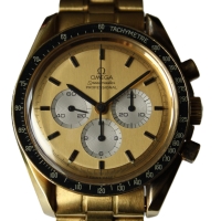 Omega Speedmaster Moonwatch "APOLLO XI 1969" 18k / 750 Yellow Gold No.069 B&P