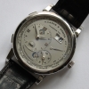 A. Lange & Söhne Lange 1 Zeitzone 950er Platin 116.025 Herrenuhr B&P